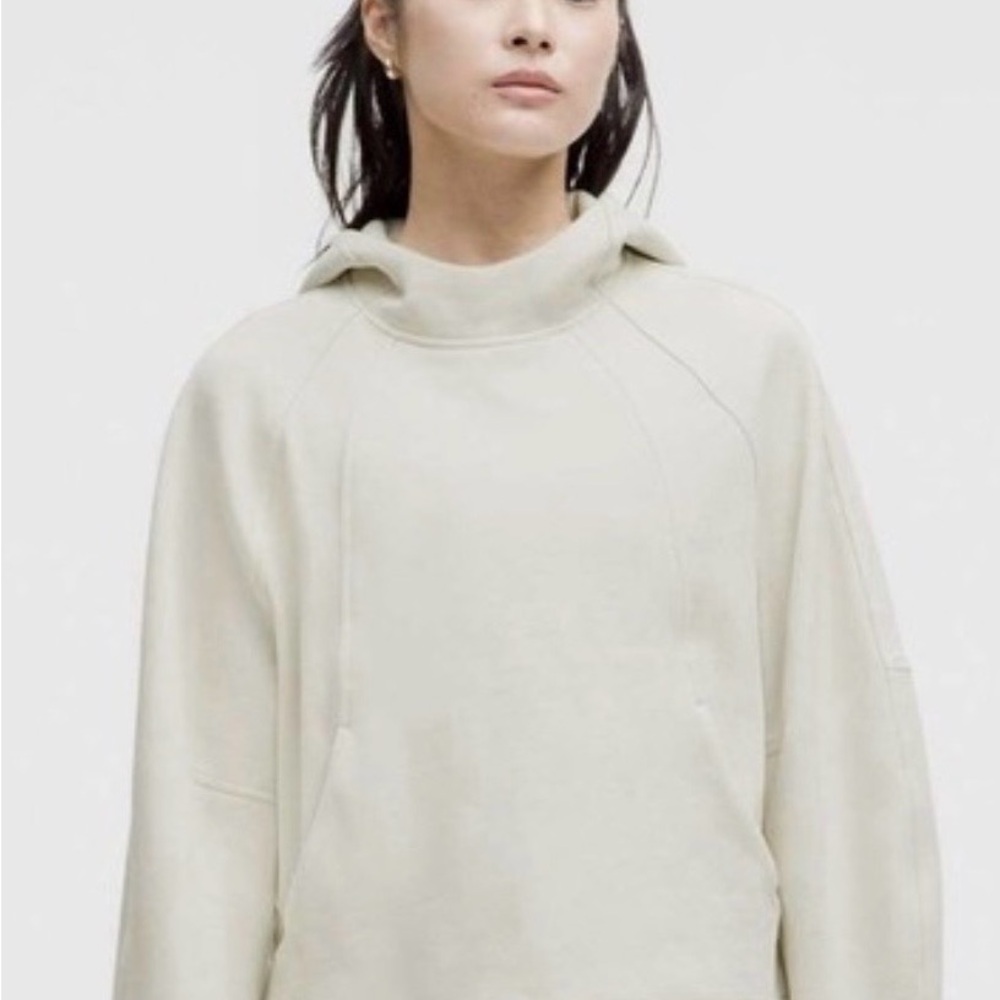 Lululemon Scuba Sweathshirt NWT